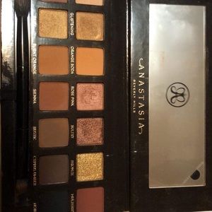 ABH SOFT GLAM